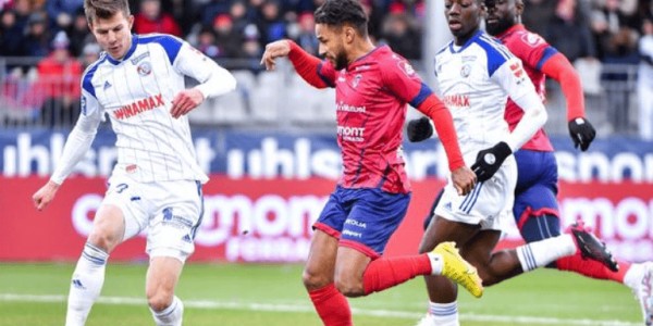 法甲焦点战：斯特拉斯堡VS马赛——攻防博弈下的胜负手与比分推演