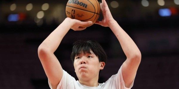 杨瀚森2分1板爱德华兹41分 开拓者遭森林狼逆转