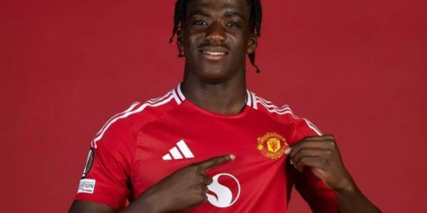 曼晚：17岁库孔基将与曼联签订职业合同，外界将他与格瓦比较